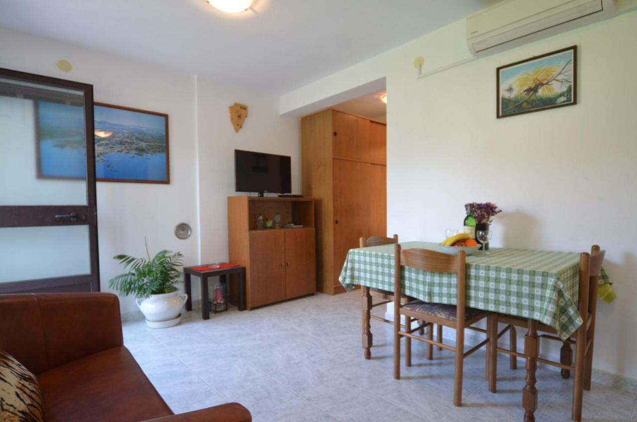 Koreni Apartments Rovinj Exterior foto